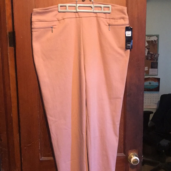 Mode de vie Blush pull on Pant - Picture 2 of 8